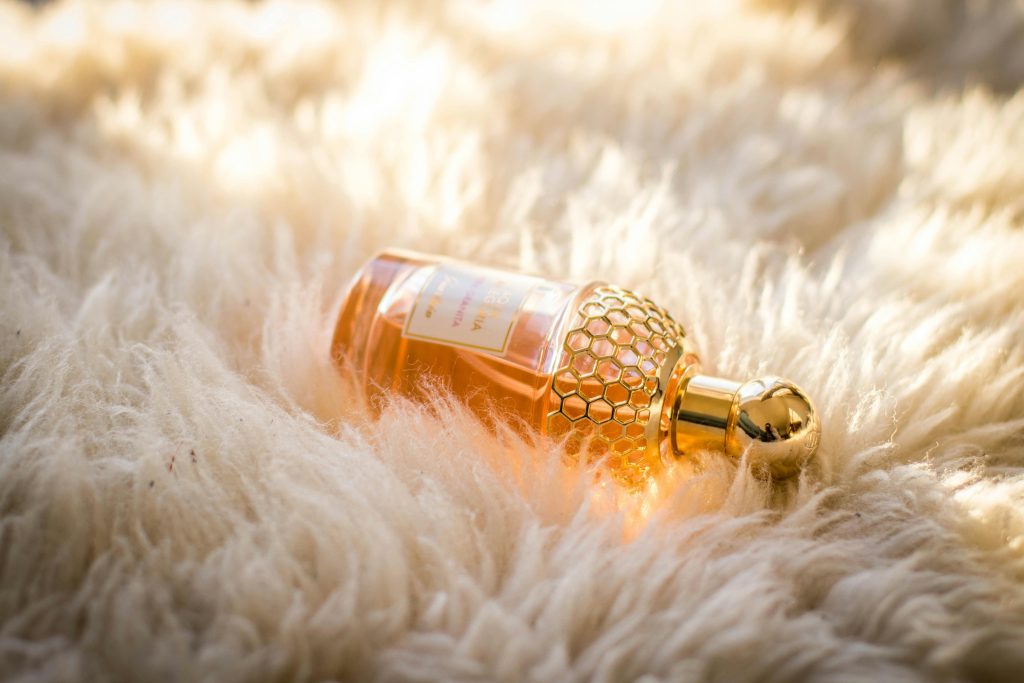 San Valentino 2025: cosa regalare a ogni segno zodiacale 5 Profumo regalo per San Valentino 2025 Astrologa Reggio Emilia