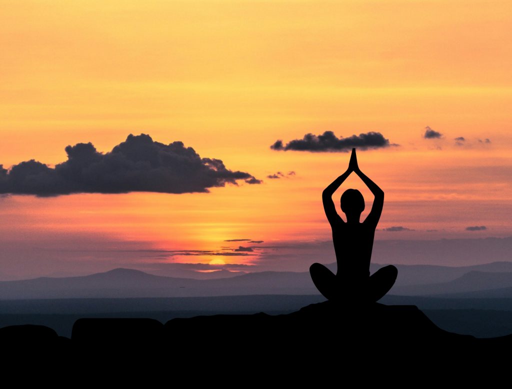 San Valentino 2025: cosa regalare a ogni segno zodiacale 6 Regalo San Valentino 2025 lezione di yoga Astrologa Reggio Emilia